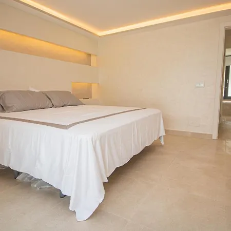 Las Lomas Sotogrande Villa